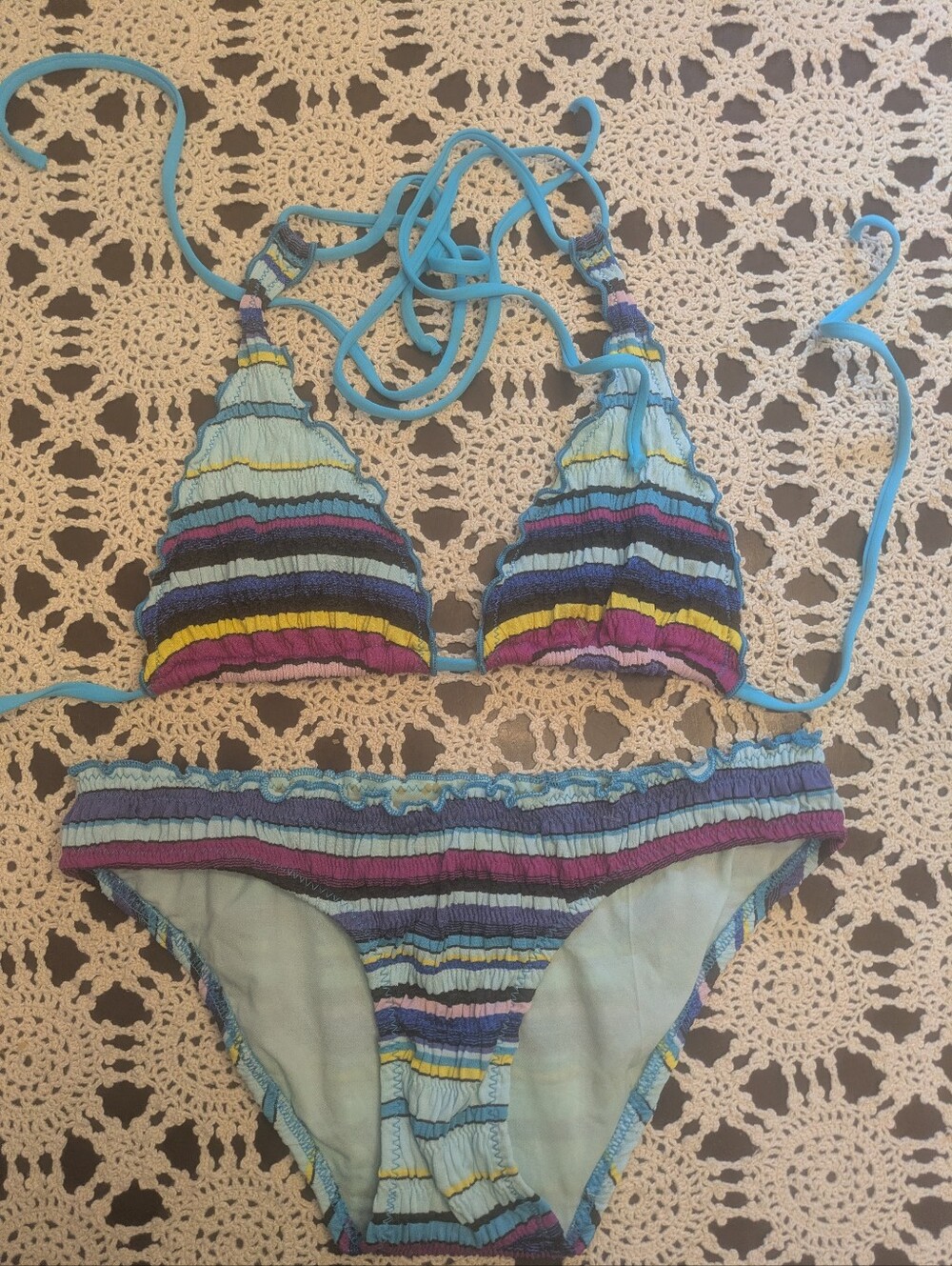 Woman's Size M 2pc Multi Color Striped Ruched Bikini Swimsuit RAMPAGE